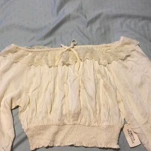 NWT Off the Shoulder Bell Sleeved Crop Top